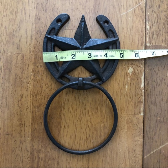 Horseshoe With Lonestar Rustic Cast Iron Barn Style Bath Towel Ring Home Office - Picture 6 of 8
